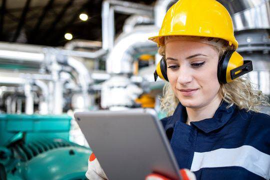 Cold Chain Monitoring: Protect Every Degree | SmartX HUB