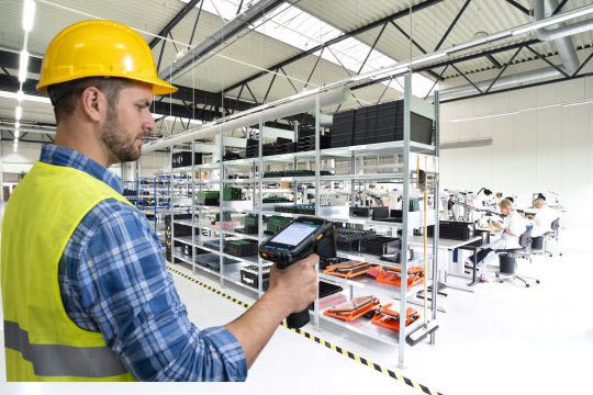 RFID Tool Tracking: Smart Cabinets & Tool Crib Control | SmartX HUB